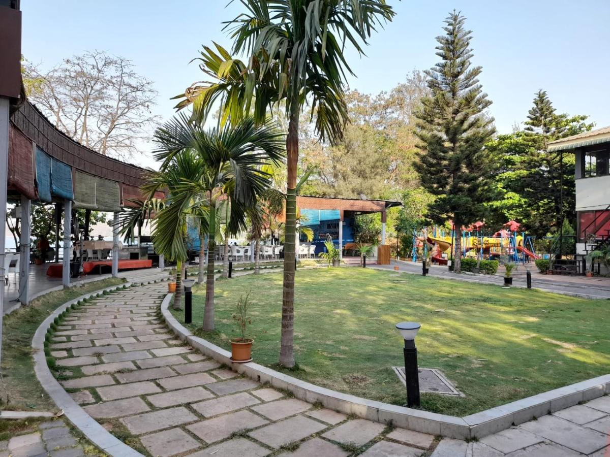 Aquarius Resort Gorhe Khurd Exteriér fotografie